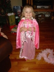 2004-12-25-13 Christmas Day J&K.jpg